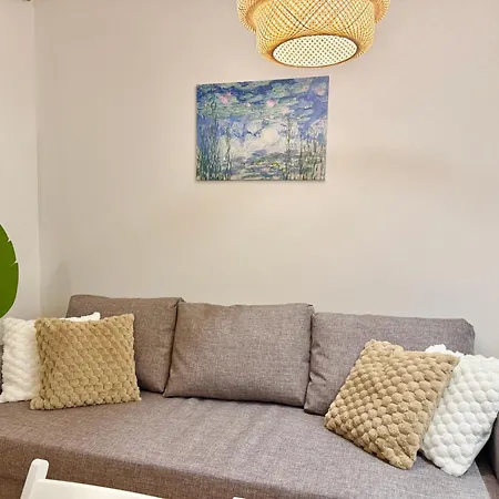 Modern With Garden Near Vienna Wiener Neudorf