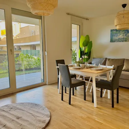 Modern With Garden Near Vienna *