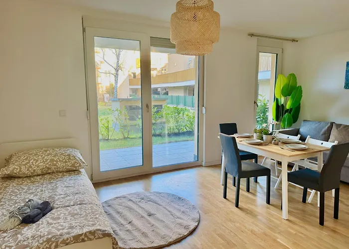 Modern With Garden Near Vienna Apartment *