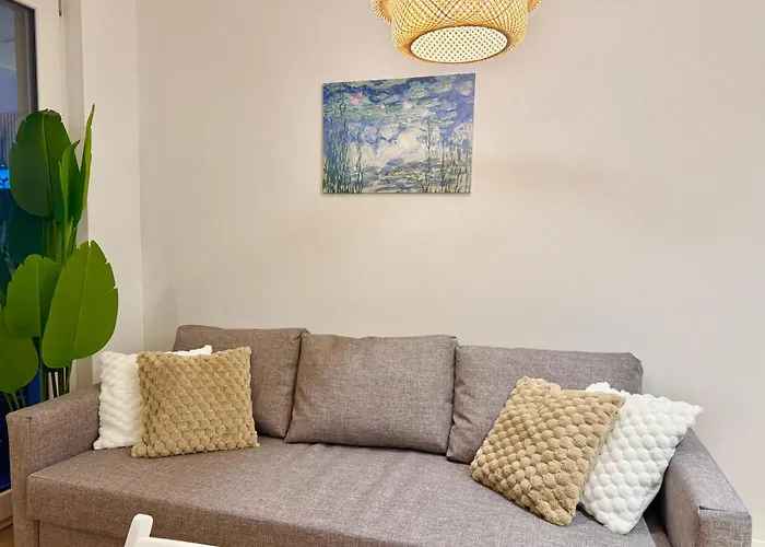 Modern With Garden Near Vienna Wiener Neudorf