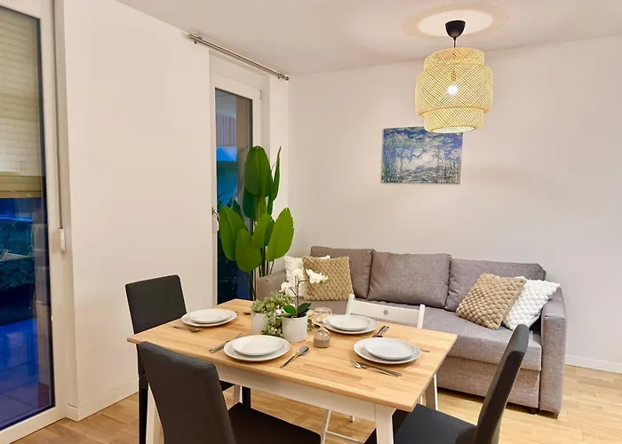 Apartment Modern With Garden Near Vienna Wiener Neudorf